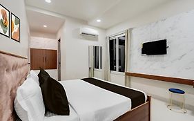 Shagun Hotel & Banquet